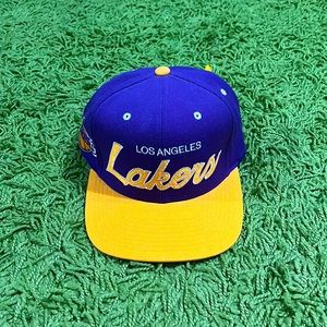 Vintage Mitchell&Ness Lakers Hat